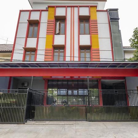 Reddoorz @ Jemursari Surabaya 2 ภายนอก รูปภาพ